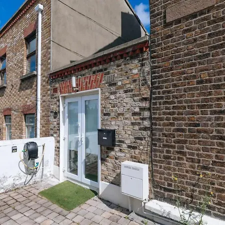 Compact 1bd Studio - Near Sandymount Beach *